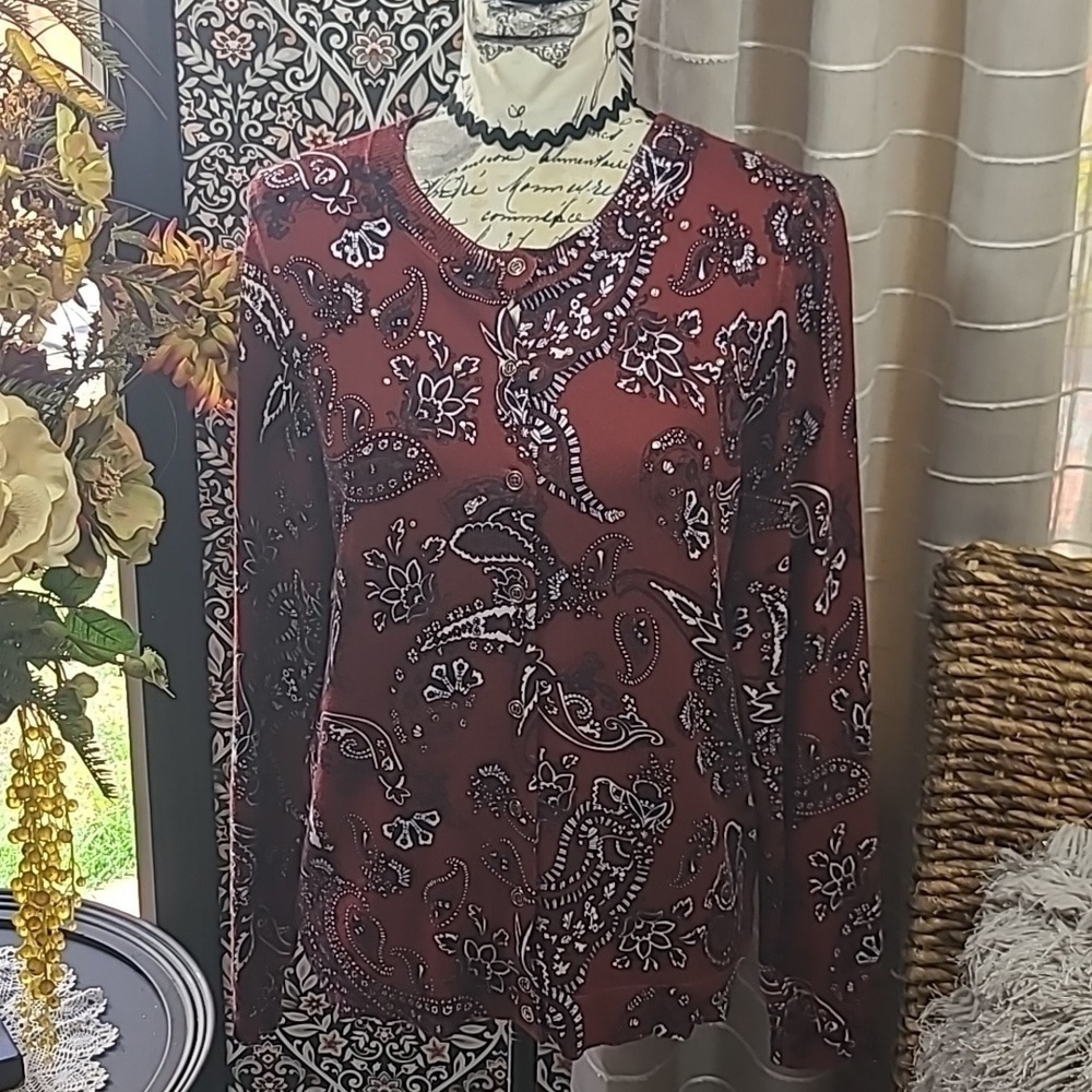 Croft&Barrow paisley button front cardigan
